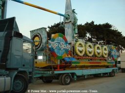 Foire-du-Trone-2005-montage-2005-454