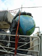 Foire-du-Trone-2005-montage-2005-489