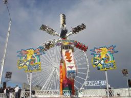 Paris-Foire-du-Trone-2006-02