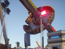 Paris-Foire-du-Trone-2006-110