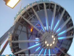 Paris-Foire-du-Trone-2006-113