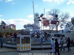 Paris-Foire-du-Trone-2006-179