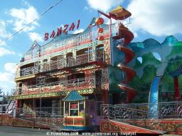 Paris-Foire-du-Trone-2006-204