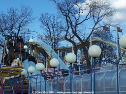 Paris-Foire-du-Trone-2006-232