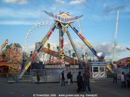 Paris-Foire-du-Trone-2006-272