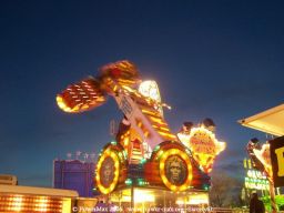 Paris-Foire-du-Trone-2006-278