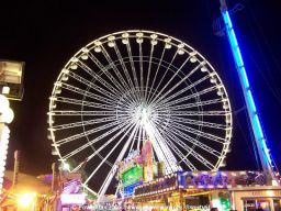 Paris-Foire-du-Trone-2006-334
