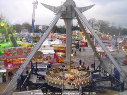 Paris-Foire-Du-Trone-2007-08