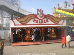 Paris-Foire-Du-Trone-2007-111