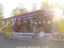 Paris-Foire-Du-Trone-2007-124