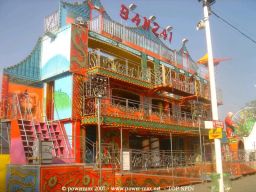 Paris-Foire-Du-Trone-2007-127
