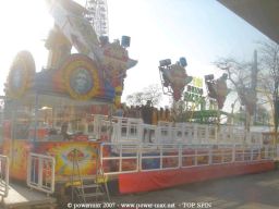 Paris-Foire-Du-Trone-2007-153