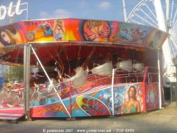 Paris-Foire-Du-Trone-2007-162