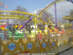 Paris-Foire-Du-Trone-2007-199