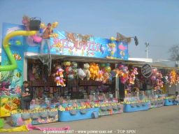 Paris-Foire-Du-Trone-2007-36