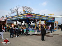 Paris-Foire-du-Trone-2009-127