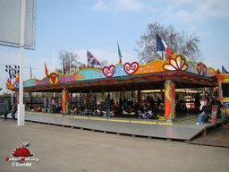 Paris-Foire-du-Trone-2009-137