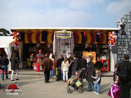Paris-Foire-du-Trone-2009-193