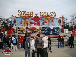 Paris-Foire-du-Trone-2009-237
