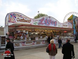 Paris-Foire-du-Trone-2009-37