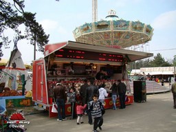 Paris-Foire-du-Trone-2009-43