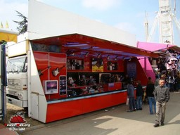 Paris-Foire-du-Trone-2009-52