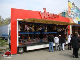 Paris-Foire-du-Trone-2009-64