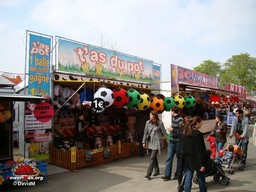 Paris-Foire-du-Trone-2009-75