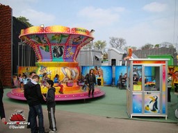Paris-Foire-du-Trone-2009-95