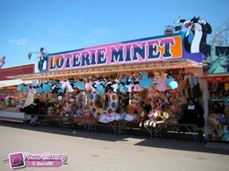 Paris-Foire-du-Trone-2010-11
