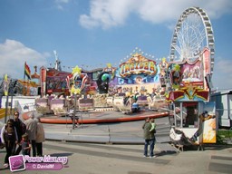 Paris-Foire-du-Trone-2010-150