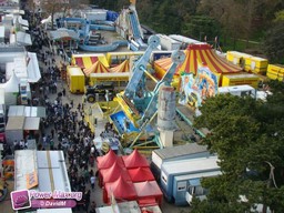 Paris-Foire-du-Trone-2010-207