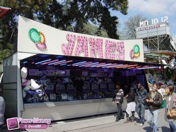 Paris-Foire-du-Trone-2010-215