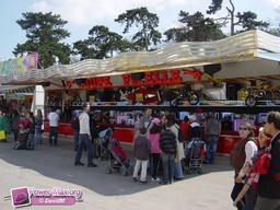 Paris-Foire-du-Trone-2010-220