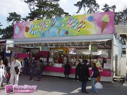 Paris-Foire-du-Trone-2010-221