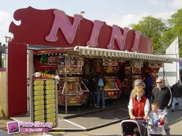 Paris-Foire-du-Trone-2010-233
