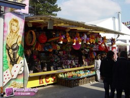 Paris-Foire-du-Trone-2010-241