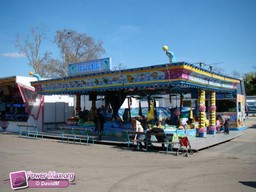 Paris-Foire-du-Trone-2010-6
