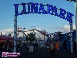 La-Palmyre-Luna-Park-2011-4