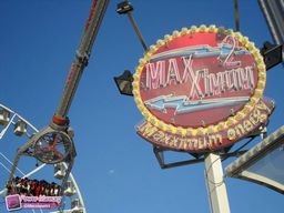 Paris-Foire-du-Trone-2011-10