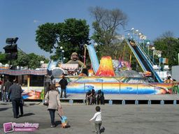 Paris-Foire-du-Trone-2011-104