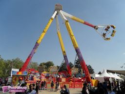 Paris-Foire-du-Trone-2011-117