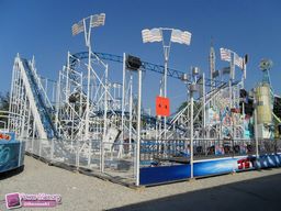 Paris-Foire-du-Trone-2011-126