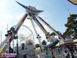 Paris-Foire-du-Trone-2011-128