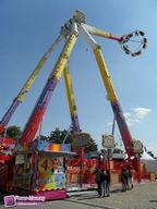 Paris-Foire-du-Trone-2011-134