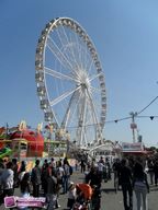 Paris-Foire-du-Trone-2011-4