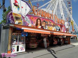 Paris-Foire-du-Trone-2011-61