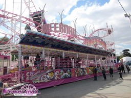 Paris-Foire-du-Trone-2012-103