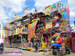 Paris-Foire-du-Trone-2012-106