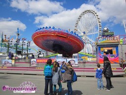 Paris-Foire-du-Trone-2012-114